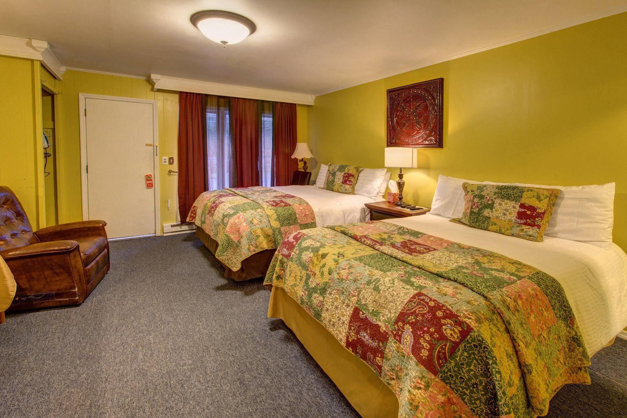 Starlite Motel & Suites Big Indian Екстер'єр фото